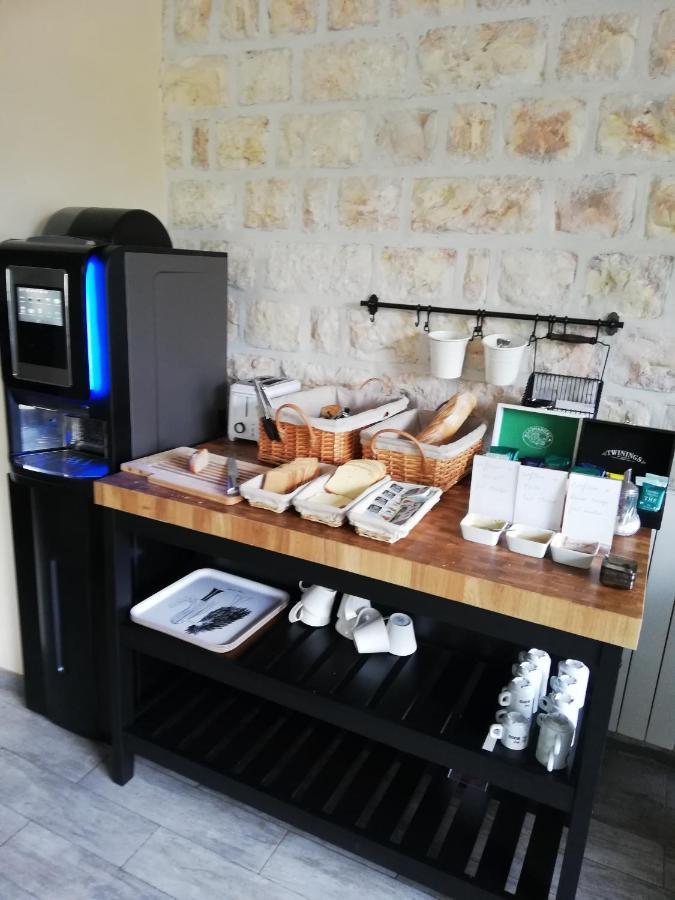 Logis Hotel & Restaurant Le Carnot Die Luaran gambar